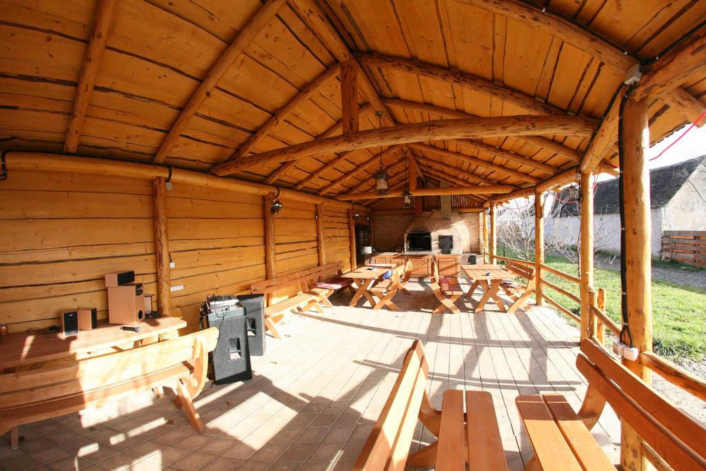 Pensiunea Silba Vad (Brasov) Exterior foto